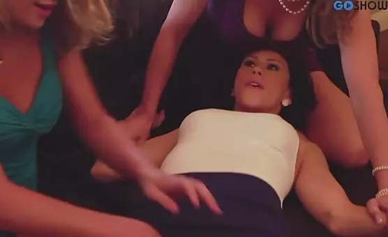 Threesome Passionate Lesbians